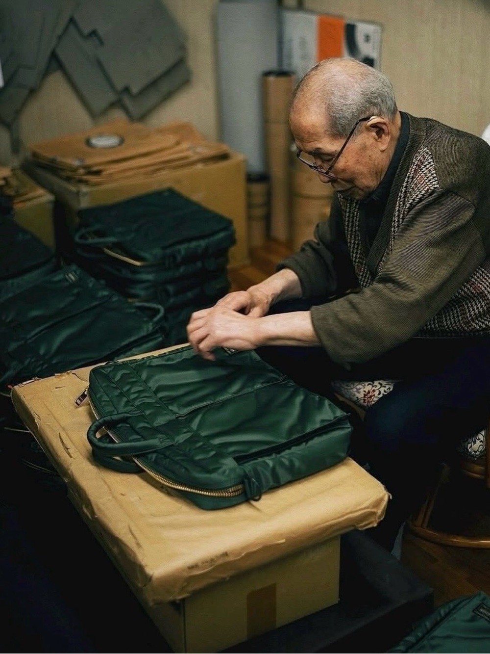 The PORTER BY YOSHIDA Tanker 3-Way bag - Picture 15 of 15